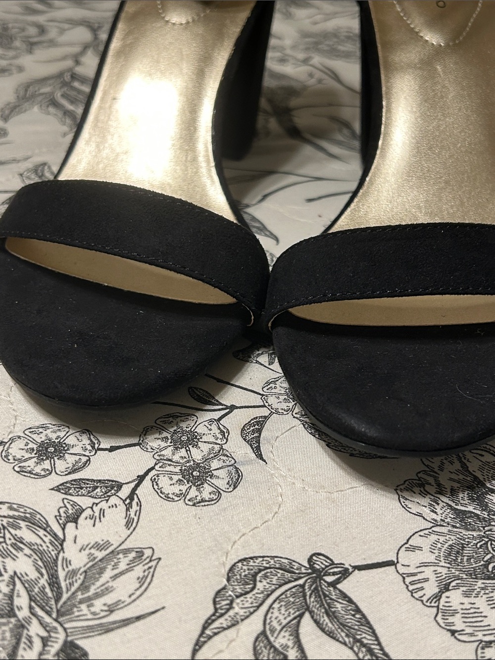 Bandolino classic Black Open-Toe Block Heel Sandal Ankle Strap size 10M NWOT - Picture 9 of 12